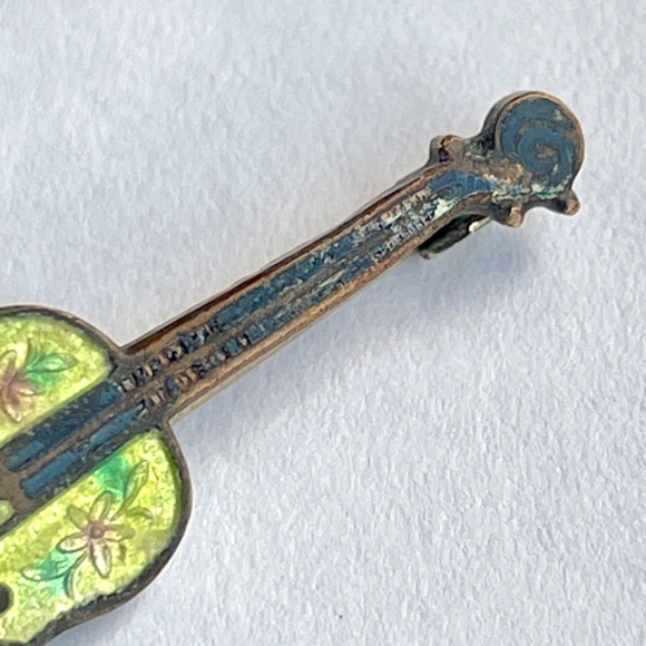 Antique Enamel Fiddle Violin Brooch - Picture 3 of 15